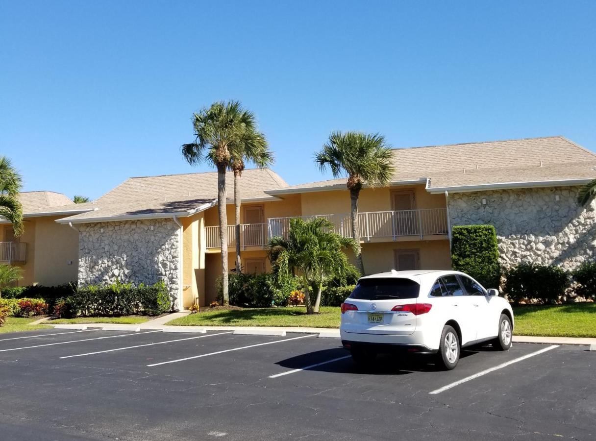 Beach Getaway - Ocean Beach, Tennis, Golf, Pool With Tiki Bar Fort Pierce Exterior foto